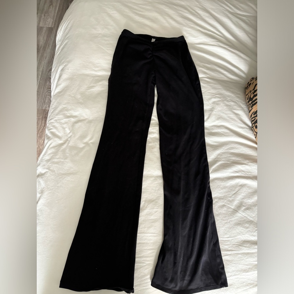 Alo medium flare pants